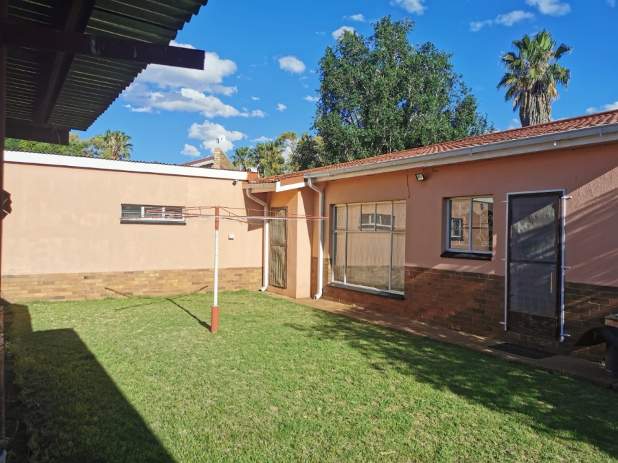 2 Bedroom Property for Sale in Bloemhof North West